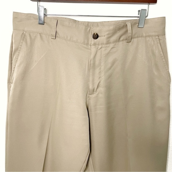 Adidas ClimaLite Men Khaki Flat Front Chino Casual Golf pants size 34x32 - Picture 3 of 8
